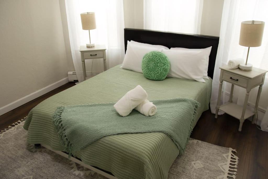 Cozy Getaway Apartment Everett Luaran gambar